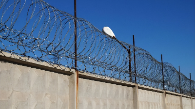 成都工廠周界防范系統解決方案，紅外對射保護周界安全